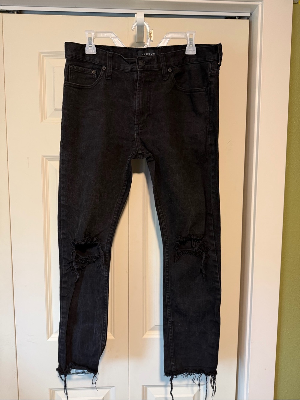 PacSun Men’s Black Ripped Skinny Jeans